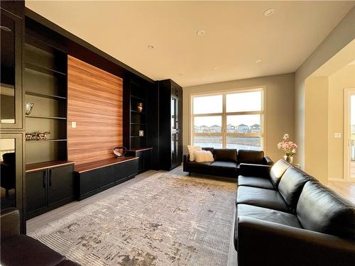 54 Mara Place, Winnipeg, MB - Indoor Photo Showing Living Room