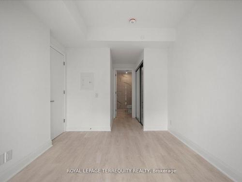 1406-33 Frederick Todd Way, Toronto, ON - Indoor Photo Showing Other Room