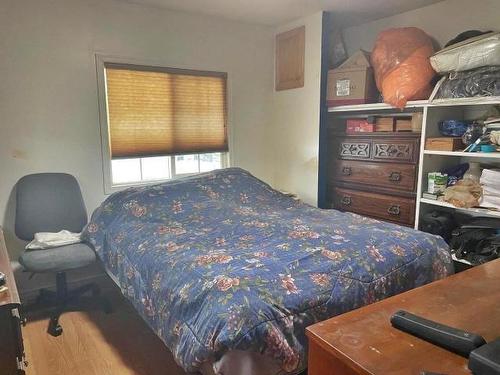 1275 Gaggin Road, Clearwater, BC - Indoor Photo Showing Bedroom