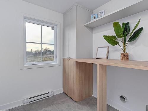 Salle de lavage - Rue Des Épinettes, L'Assomption, QC - Indoor Photo Showing Other Room