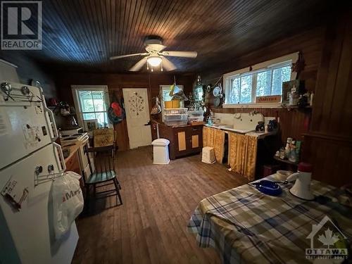 161 Taggart Lane Unit#B, Westport, ON - Indoor Photo Showing Other Room