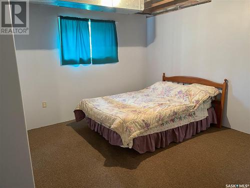 604 Donald Street, Hudson Bay, SK - Indoor Photo Showing Bedroom