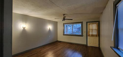 1911 Second Avenue, Trail, BC - Indoor Photo Showing Other Room