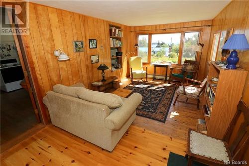 7 Smiths Road, Grand Manan, NB - Indoor Photo Showing Living Room