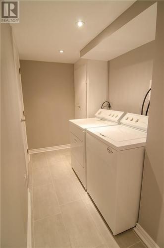 Downstairs Unit - 3 Splinter Crescent, Ottawa, ON - Indoor Photo Showing Laundry Room