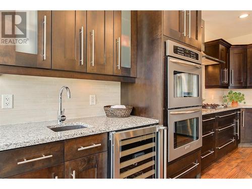 3613 Empire Place, West Kelowna, BC - Indoor Photo Showing Kitchen With Upgraded Kitchen