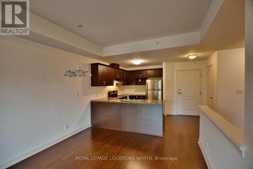 #312 -1 Chamberlain Cres, Collingwood, ON - Indoor Photo Showing Kitchen