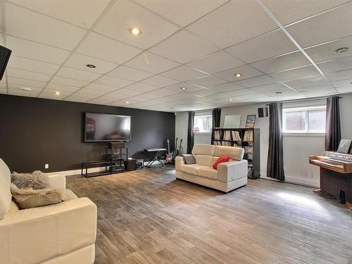 Salle familiale - 107 Rue Chabot, Val-D'Or, QC - Indoor