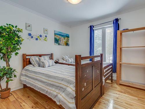 Bedroom - 422 Mtée De L'Église, Saint-Colomban, QC - Indoor Photo Showing Bedroom