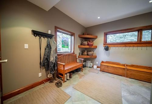 9 Cedar Bowl Crescent, Fernie, BC - Indoor Photo Showing Other Room