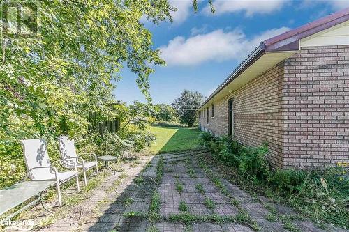 Backyard Patio - 4303 Third Line N, Hillsdale, ON - Outdoor