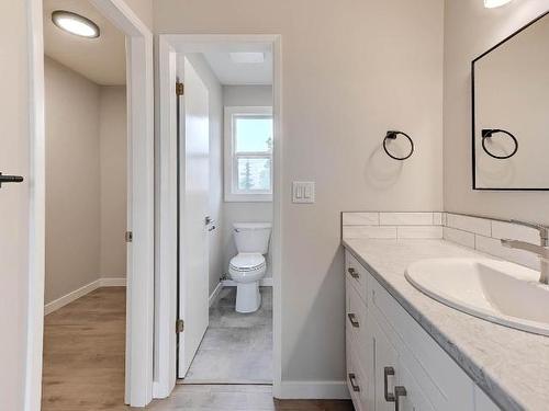 4620/4600 Pinantan Pritchard Rd, Kamloops, BC - Indoor Photo Showing Bathroom