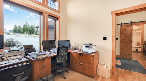 2621 Brewer Ridge Rise, Invermere, BC - Indoor Photo Showing Office