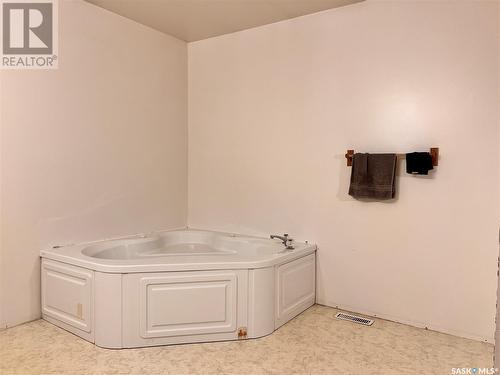 Janes Acreage, Raymore, SK - Indoor Photo Showing Bathroom