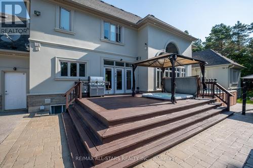 23 Cranborne Chase, Whitchurch-Stouffville, ON - Outdoor