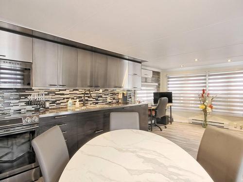 Kitchen - 82-250 Rue Principale, Saint-Zotique, QC - Indoor Photo Showing Dining Room