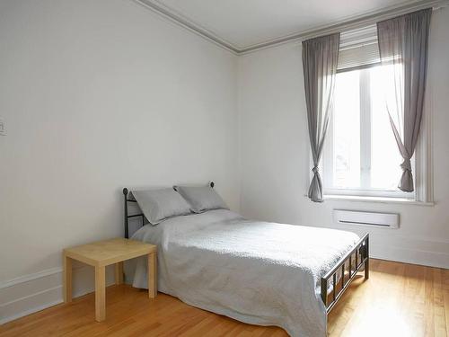 Chambre Ã Â coucher - 2095  - 2097 Rue St-Urbain, Montréal (Ville-Marie), QC - Indoor Photo Showing Bedroom
