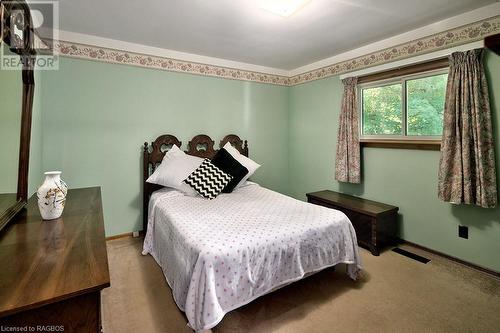 66 Sydenham Street, Flesherton, ON - Indoor Photo Showing Bedroom