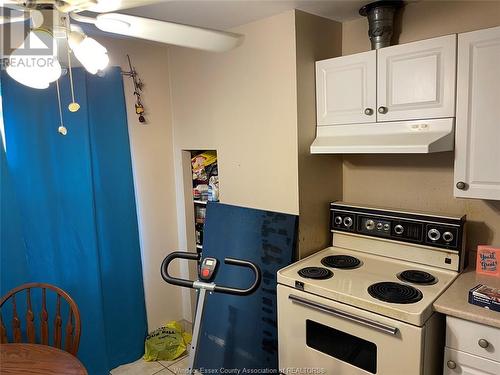 167 Murray, Amherstburg, ON - Indoor Photo Showing Kitchen
