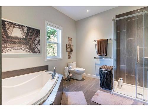 Salle de bains - 24 Rue Hanson, Gatineau (Hull), QC - Indoor Photo Showing Bathroom