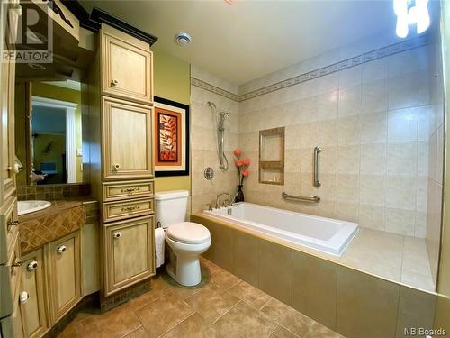 179 Principale Street, Sainte-Anne-De-Madawaska, NB - Indoor Photo Showing Bathroom