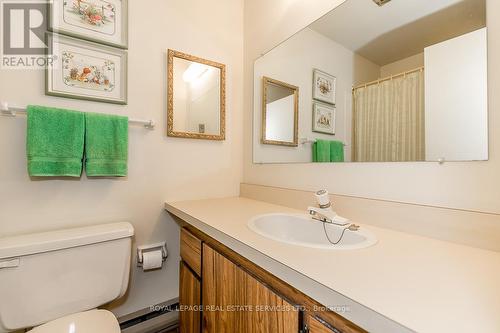 #7 -147 Escarpment Cres, Collingwood, ON - Indoor Photo Showing Bathroom