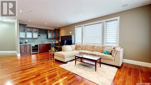 6005 Eagles Cove, Regina, SK - Indoor Photo Showing Living Room
