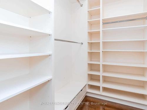 738 Balboa Dr, Mississauga, ON - Indoor With Storage
