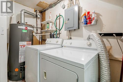 1115 W 11Th Avenue, Vancouver, BC - Indoor Photo Showing Laundry Room