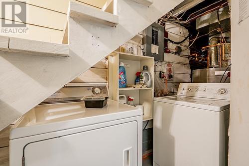 1115 W 11Th Avenue, Vancouver, BC - Indoor Photo Showing Laundry Room