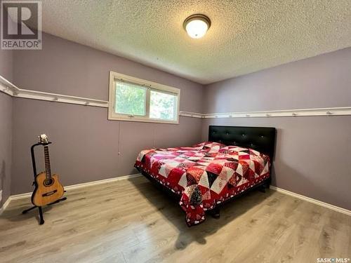 859 1St Avenue Ne, Swift Current, SK - Indoor Photo Showing Bedroom