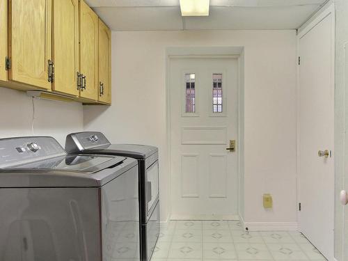 Salle de lavage - 2070 Av. De La Rivière-Jaune, Québec (Charlesbourg), QC - Indoor Photo Showing Laundry Room