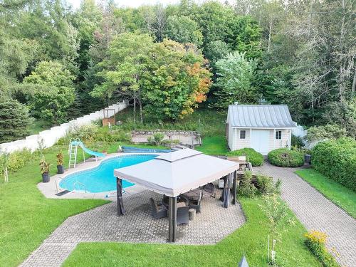 Backyard - 2070 Av. De La Rivière-Jaune, Québec (Charlesbourg), QC - Outdoor With In Ground Pool With Backyard