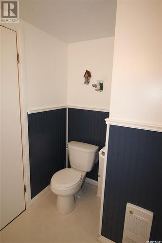 20 Bradley Avenue, Tompkins, SK - Indoor Photo Showing Bathroom