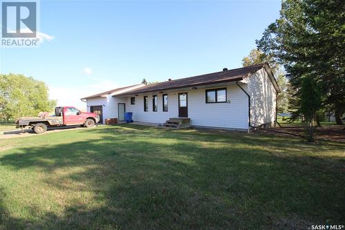 20 Bradley Avenue, Tompkins, SK - Outdoor