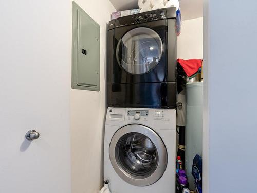 Salle de lavage - 307-5025 Rue Paré, Montréal (Côte-Des-Neiges/Notre-Dame-De-Grâce), QC - Indoor Photo Showing Laundry Room