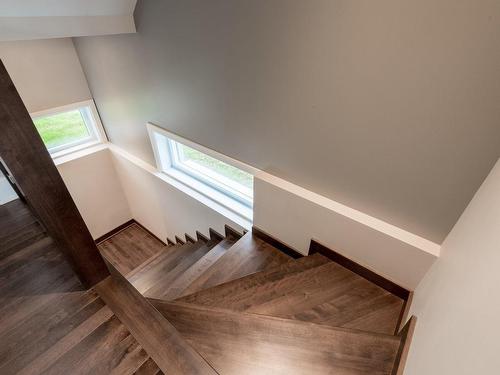 Staircase - 11 Av. Tunstall, Senneville, QC - Indoor Photo Showing Other Room