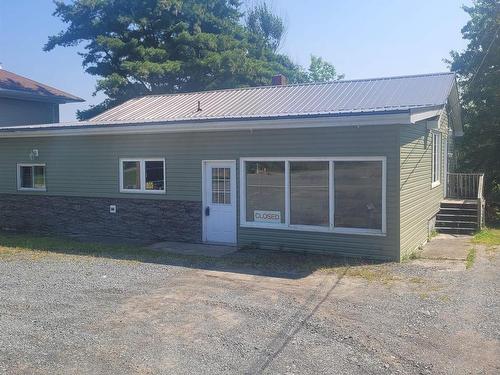 299 Highway 2, Enfield, NS 