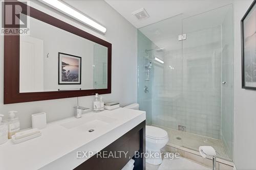328 Bear Road, Georgina Islands, ON - Indoor Photo Showing Bathroom