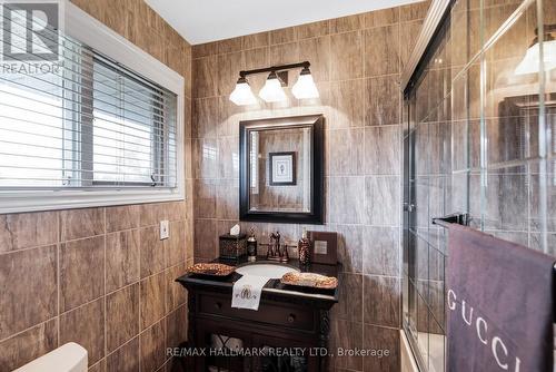 171 Millwood Parkway, Vaughan, ON - Indoor Photo Showing Bathroom