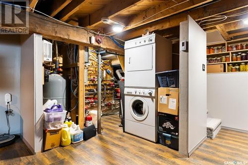 1234 Queen Street, Regina, SK - Indoor Photo Showing Laundry Room