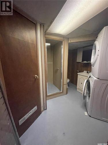 708 Birch Crescent, Hudson Bay, SK - Indoor Photo Showing Laundry Room