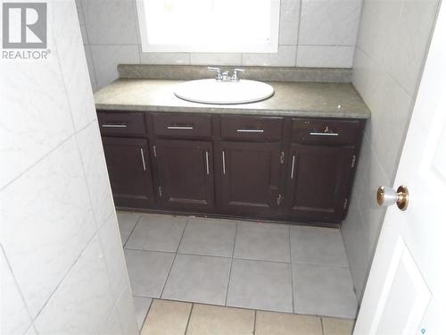 1508 6Th Avenue, Regina Beach, SK - Indoor Photo Showing Bathroom