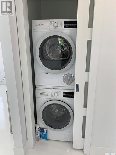 116 Downey Street, Strasbourg, SK - Indoor Photo Showing Laundry Room
