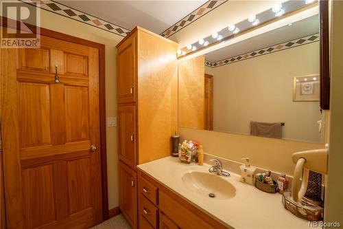 44 Pine Street, St. Stephen, NB - Indoor Photo Showing Bathroom