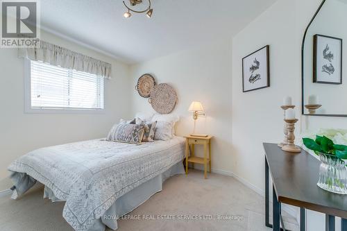 2373 Grand Ravine Dr, Oakville, ON - Indoor Photo Showing Bedroom