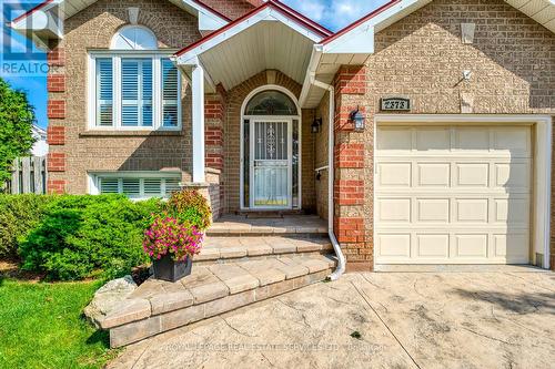 2373 Grand Ravine Dr, Oakville, ON - Outdoor With Facade