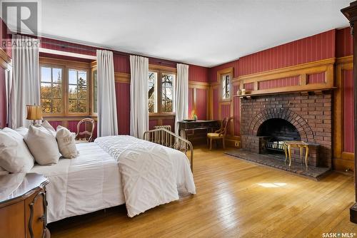3118 Albert Street, Regina, SK - Indoor Photo Showing Bedroom With Fireplace