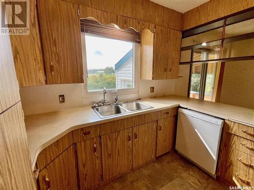 Charnstrom Acreage Rm Of Preeceville 7.8 Acres, Preeceville Rm No. 334, SK - Indoor Photo Showing Kitchen With Double Sink