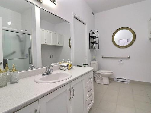 Salle de bains - 312-470 Av. Rousseau, Québec (Les Rivières), QC - Indoor Photo Showing Bathroom
